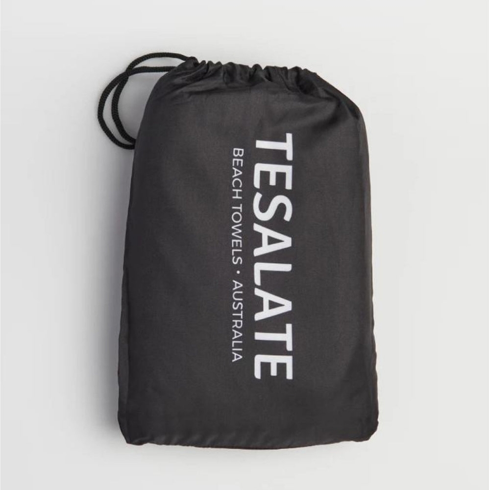 NWT Tesalate Phoenix Sand-free Beach Towel